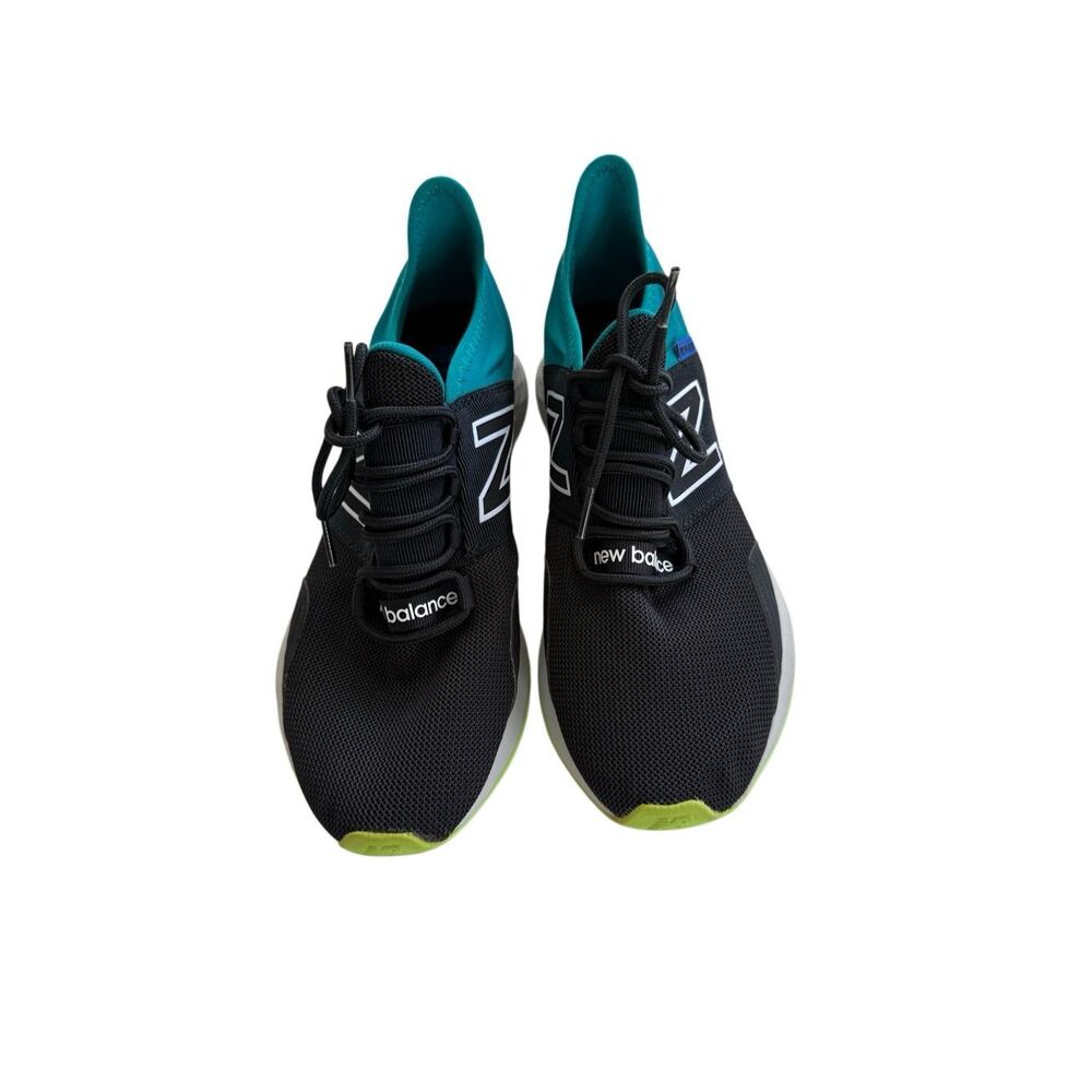 New Balance Mens Black Blue MR0AVCB Fresh Foam Roav Running Sneakers Size 9